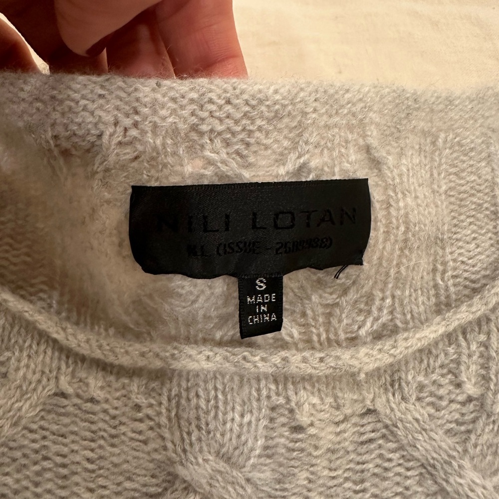 Nili Lotan Sweater/SM - Picture 6 of 6